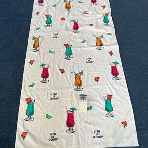 Life Is Good Refreshing Tropical Drinks White Beach Towel 36x68.. cocktails